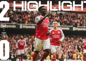 Arsenal giành chiến thắng nhẹ nhàng 2-0 trước West Ham